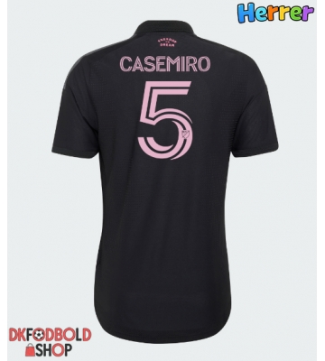 Inter Miami Casemiro #5 Udebanetrøje 2026-27 Kort ærmer Inter Miami Casemiro #5 Udebanetrøje 2026-27 Kort ærmer